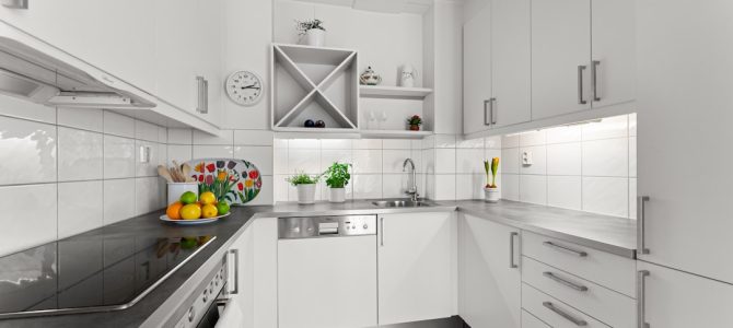 Hoe creëer je een rustige keuken met slimme opbergruimte